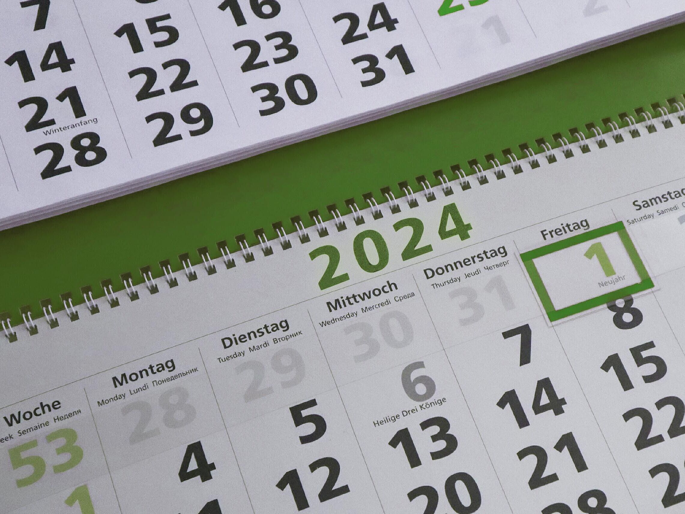 Ausschnitt eines Kalenderblattes mit der Jahreszahl 2024