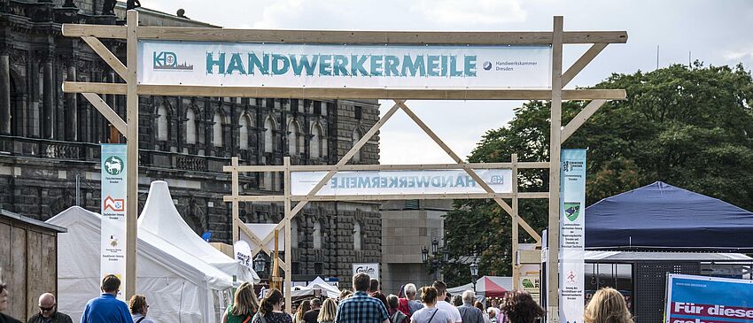 Handwerker präsentieren sich zum Dresdner Stadtfest - Zum Beitrag