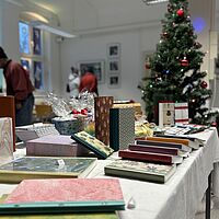 Impressionen vom Weihnachtsmarkt auf dem Telux-Gelände in Weißwasser mit seinem vielfältigen Angebot an Kunsthandwerk aus der Lausitz.