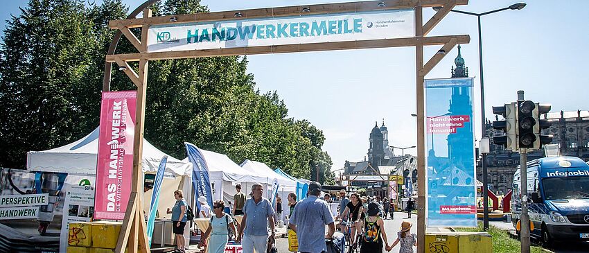 Stadtfest Dresden 2024 mit Handwerkermeile der Handwerkskammer Dresden - Zum Beitrag