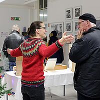 Impressionen vom Weihnachtsmarkt auf dem Telux-Gelände in Weißwasser mit seinem vielfältigen Angebot an Kunsthandwerk aus der Lausitz.