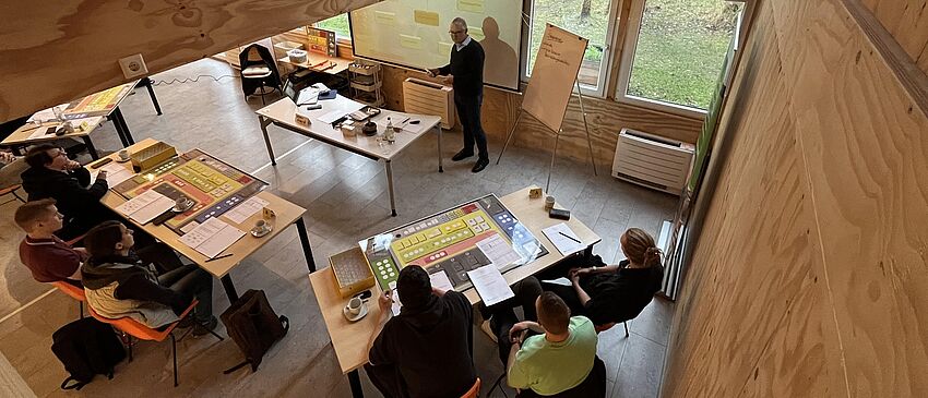 Impressionen aus dem Workshop, der in einem Gebäude des Kühlhauses Görlitz stattfand.